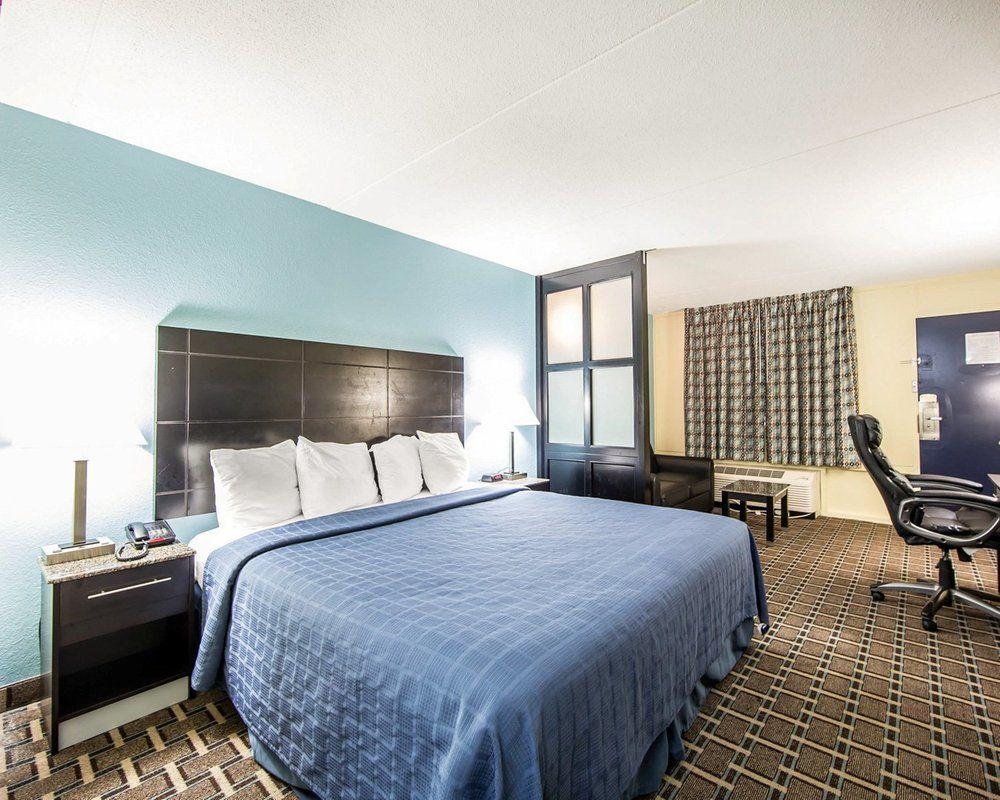 Oyo Hotel Knoxville Tn Cedar Bluff I-40 Buitenkant foto