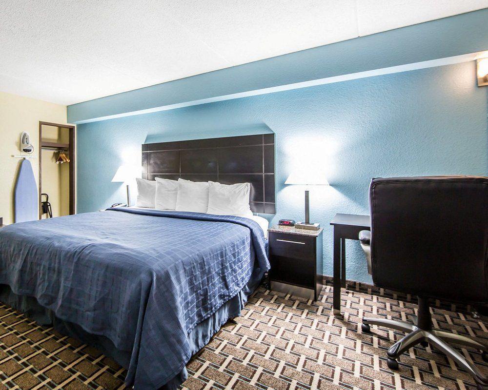 Oyo Hotel Knoxville Tn Cedar Bluff I-40 Buitenkant foto