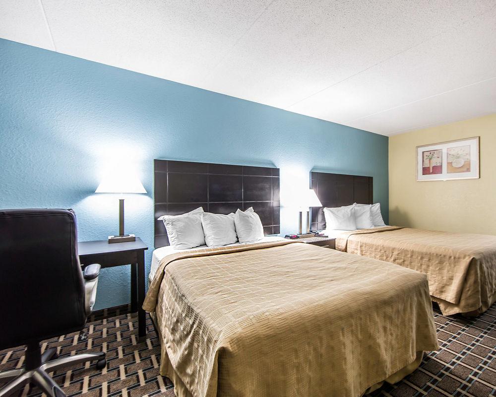 Oyo Hotel Knoxville Tn Cedar Bluff I-40 Buitenkant foto