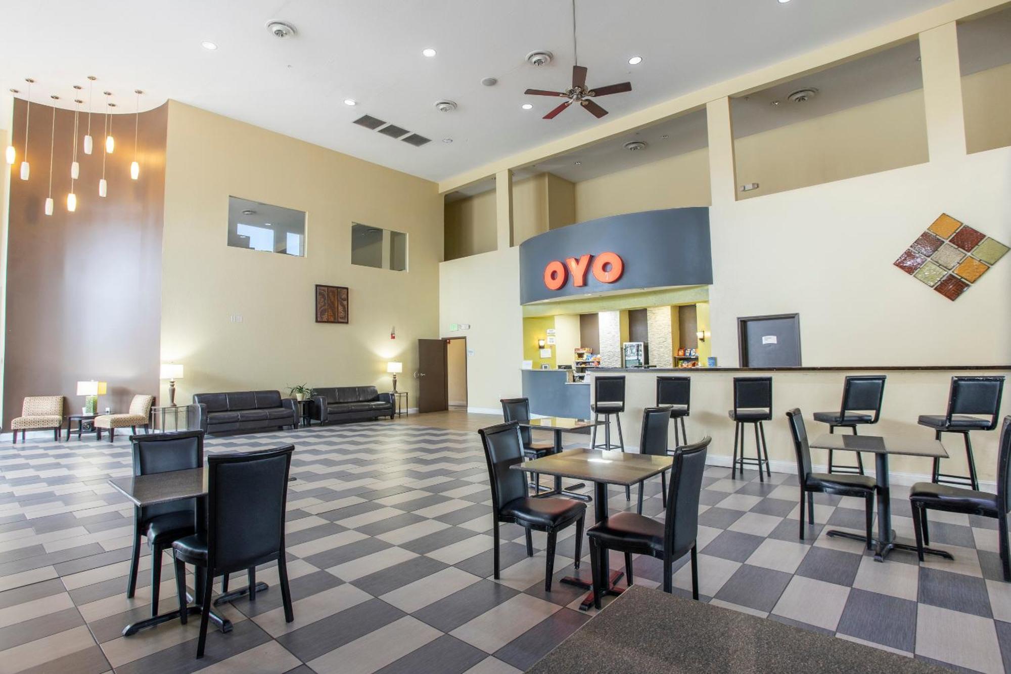 Oyo Hotel Knoxville Tn Cedar Bluff I-40 Buitenkant foto