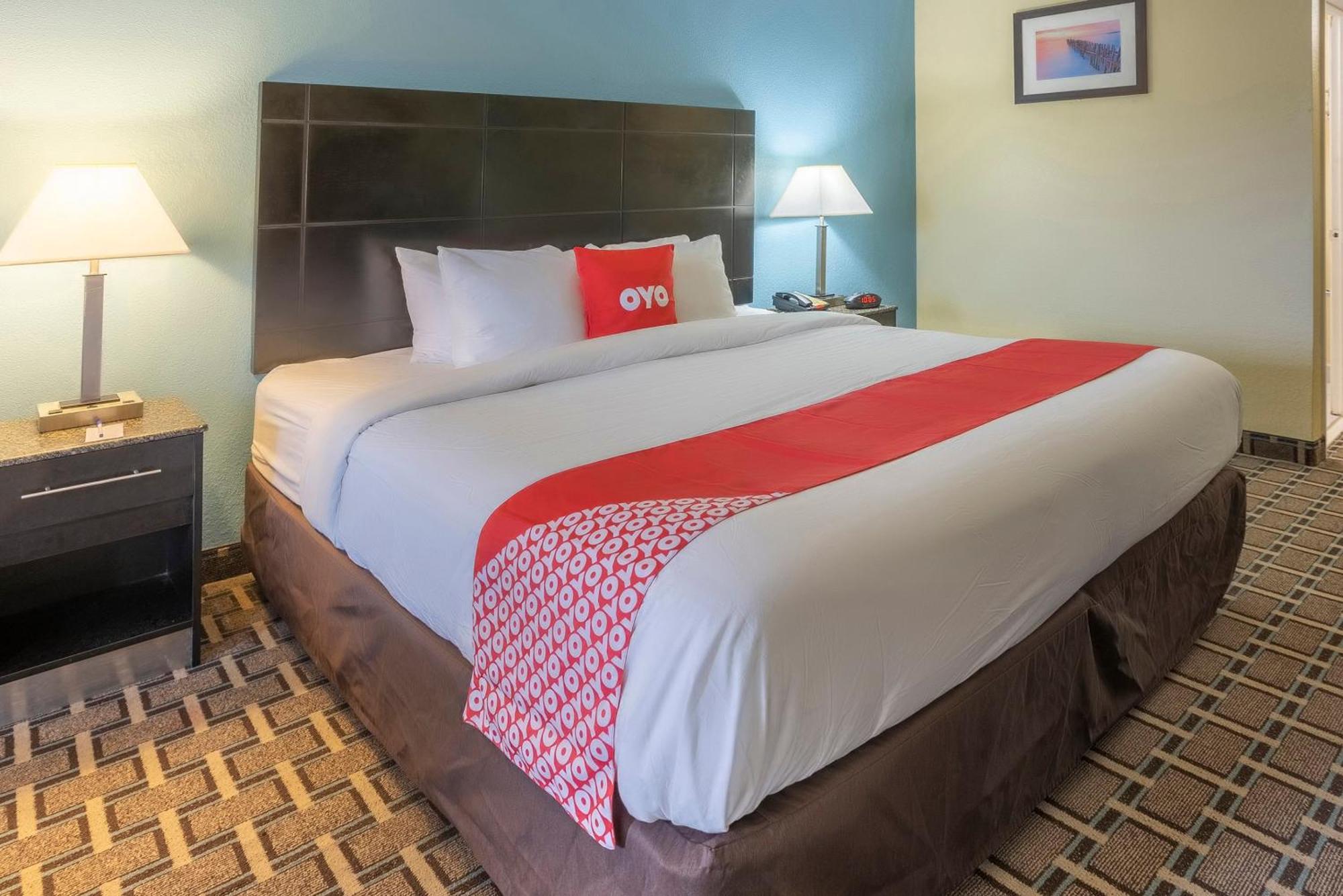 Oyo Hotel Knoxville Tn Cedar Bluff I-40 Buitenkant foto