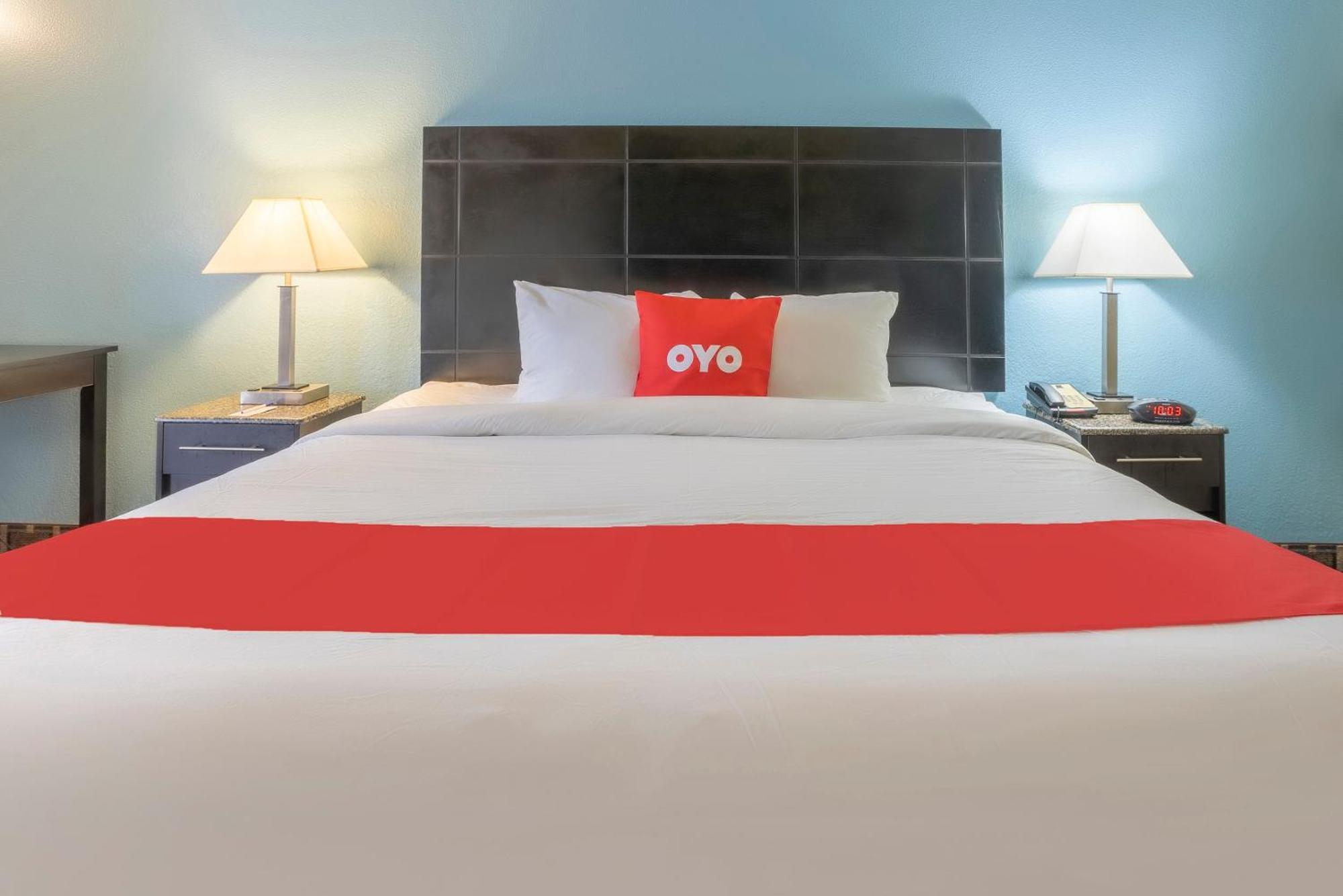 Oyo Hotel Knoxville Tn Cedar Bluff I-40 Buitenkant foto